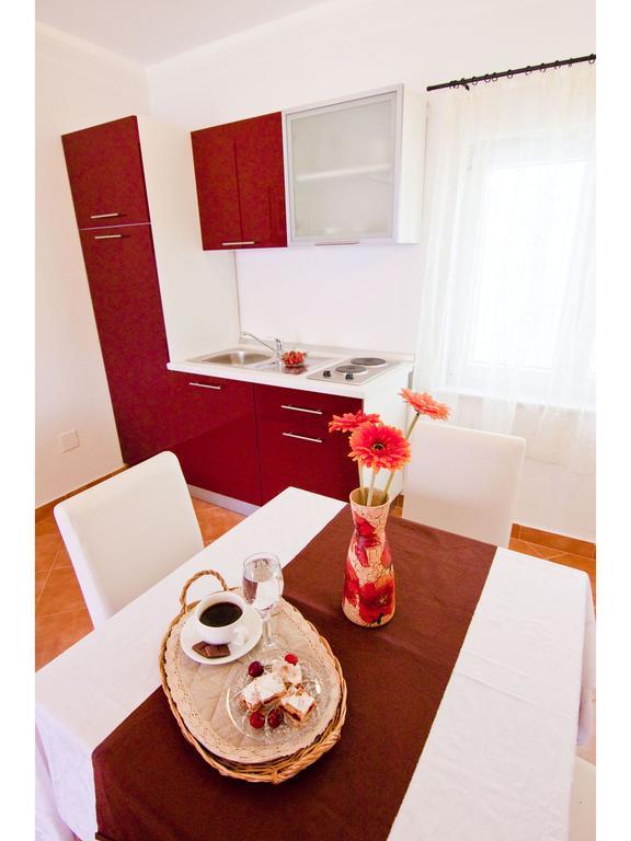 Apartments Cambi Kaštela Esterno foto